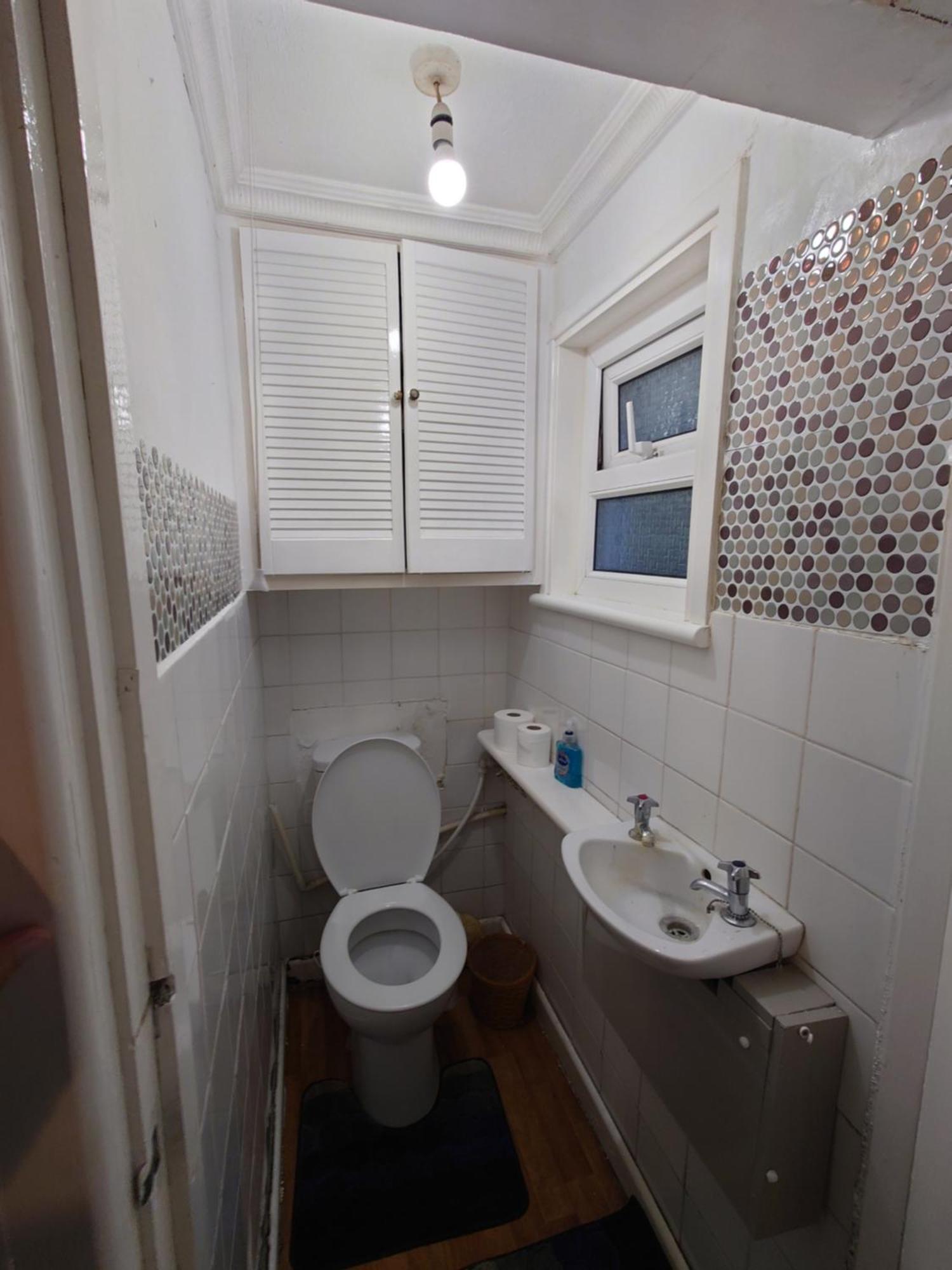 Edwardian 4 Bedrooms With 4 Bathrooms Townhouse, Next To Underground, Accommodates 10 People Vakantiehuis Londen